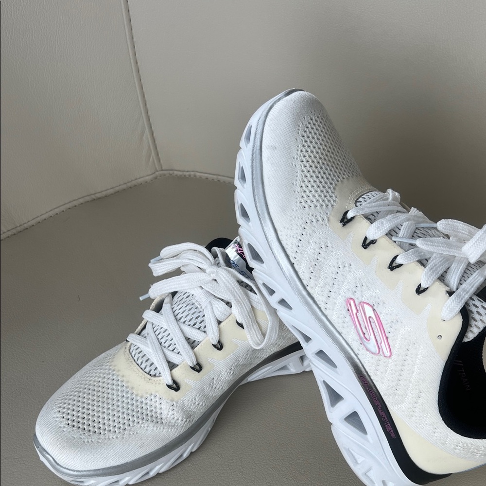 sketcher GLIDE-STE women’s shoes,RUN//TRAIN, memory foam, new style size 9 - Picture 5 of 14